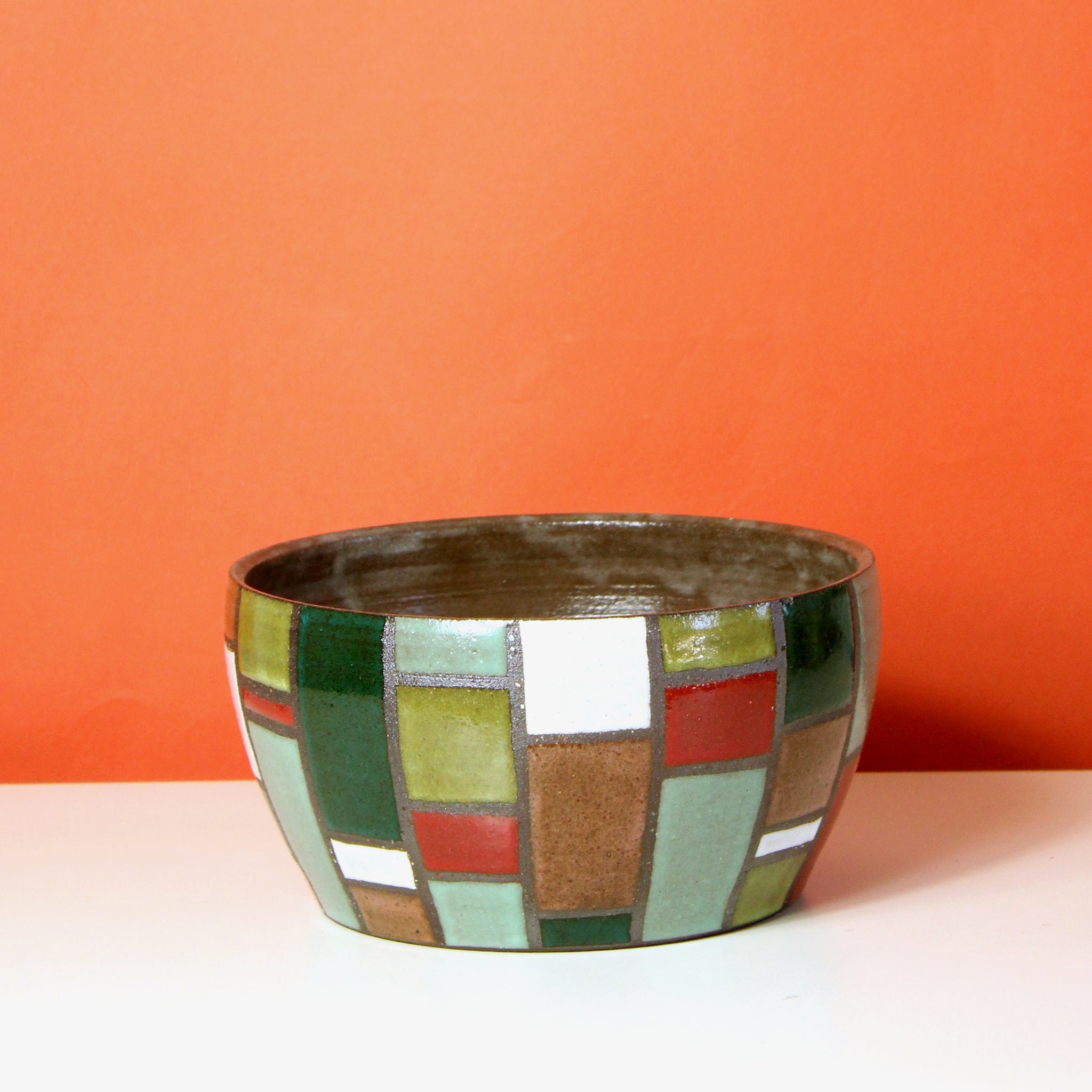Glazed Stoneware Bowl with Brick Pattern (SECOND)