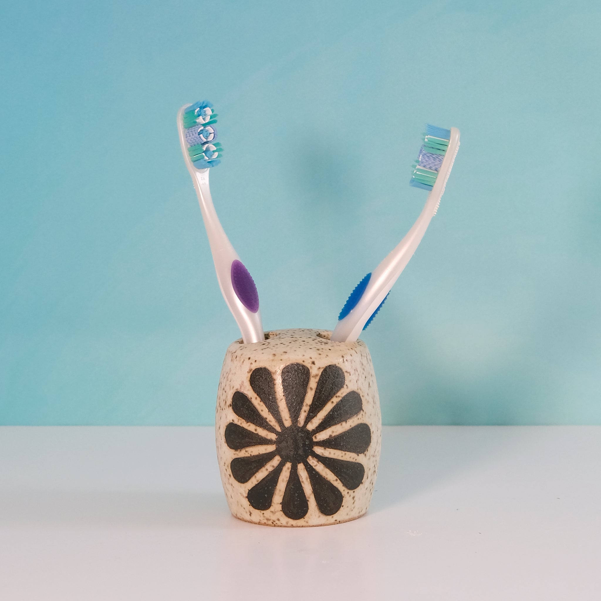 Glazed Stoneware Toothbrush Holder Mod Flower Pattern
